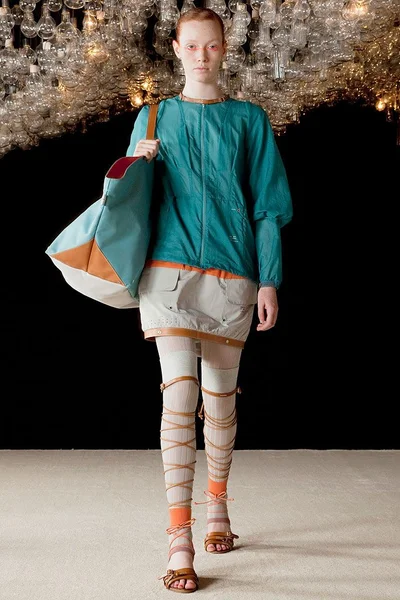 Look 28
